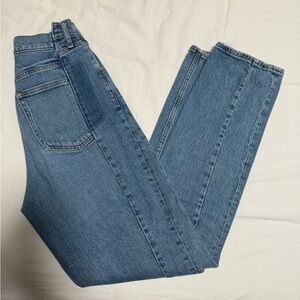 Abercrombie & Fitch The 90s Straight Ultra High Rise Jeans
